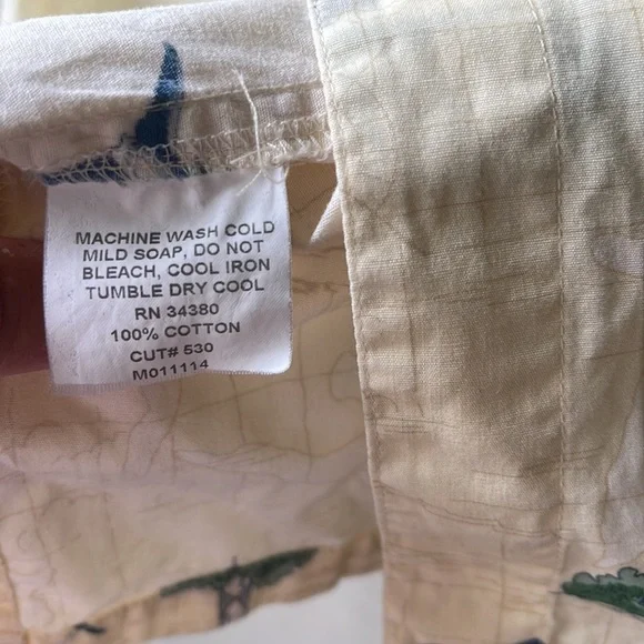 HOOK & TACKLE Swordfish Lighthouse Fishing Nautical Map Button Down Size Medium - Picture 7 of 11